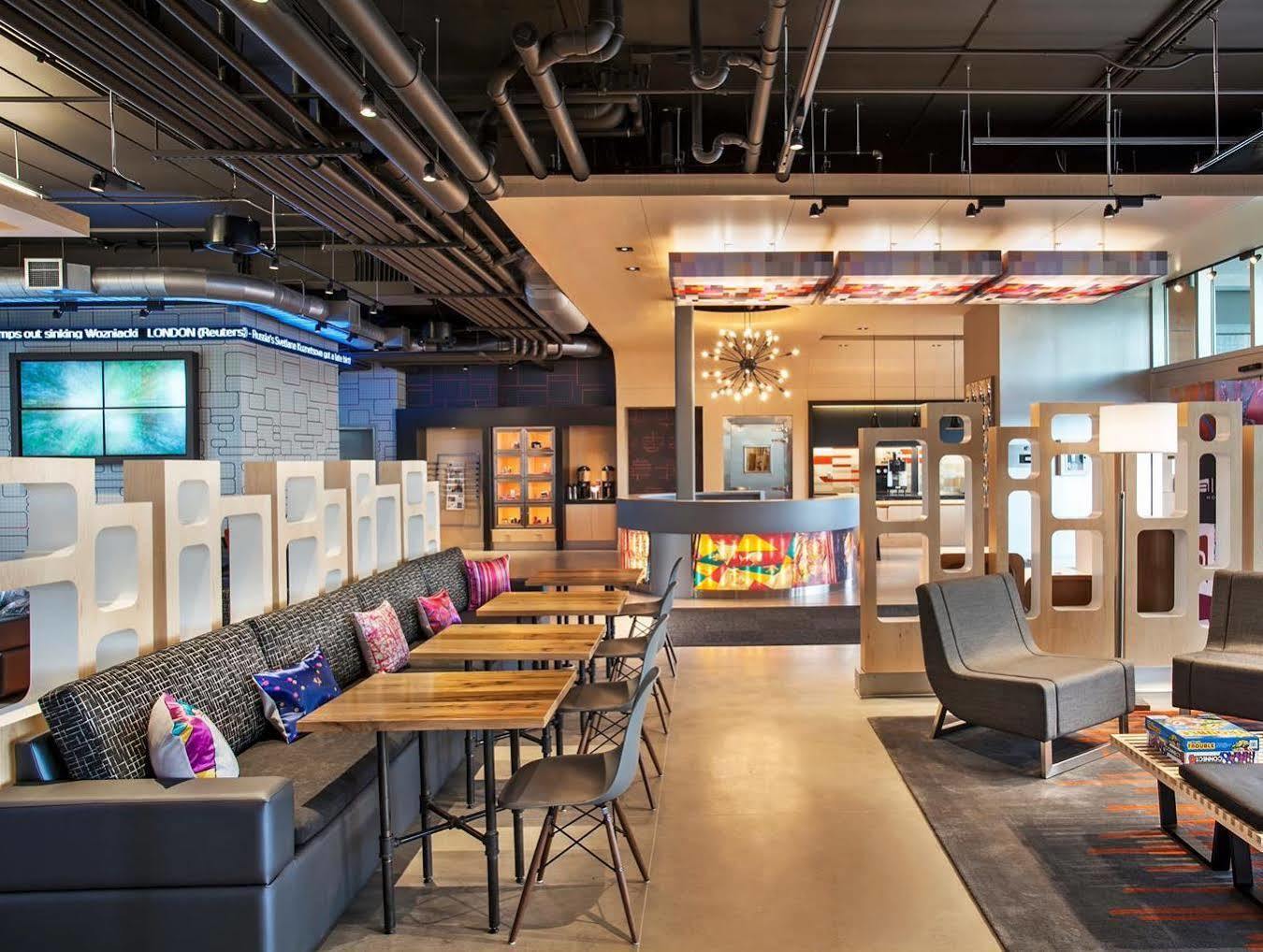 Aloft Inner Harbor 3*